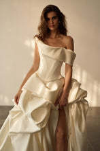 Load image into Gallery viewer, Greta | Milla Nova