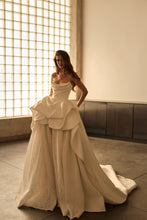 Load image into Gallery viewer, Maria Overdress | Milla Nova