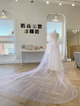 Load image into Gallery viewer, Violet Veil | Dream Bridal