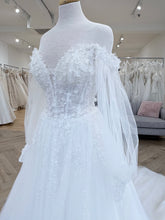 Load image into Gallery viewer, Poppy | Dream Bridal