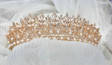 Load image into Gallery viewer, Amelia Tiara | dESIGN by Conception