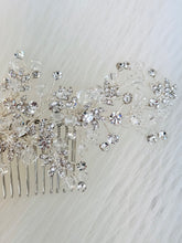 Load image into Gallery viewer, Avery Hair Comb | dESIGN by Concept