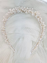 Load image into Gallery viewer, Mia | dESIGN by Conception