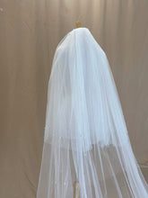 Load image into Gallery viewer, Cherry Veil | Dream Bridal