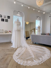 Load image into Gallery viewer, Primrose Veil | Dream Bridal