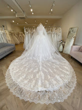 Load image into Gallery viewer, Lilac | Dream Bridal
