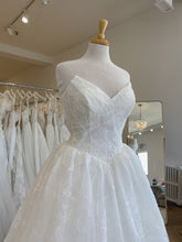 Load image into Gallery viewer, Rose | Dream Bridal