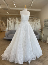 Load image into Gallery viewer, Lavender | Dream Bridal