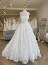 Load image into Gallery viewer, Zinnia | Dream Bridal