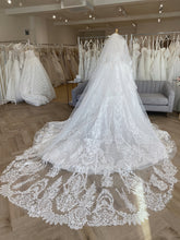 Load image into Gallery viewer, Larkspur | Dream Bridal