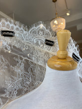 Load image into Gallery viewer, Briar Veil | Dream Bridal
