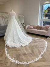 Load image into Gallery viewer, Lavender Veil | Dream Bridal