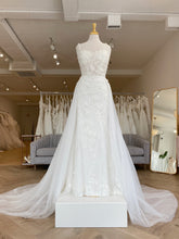 Load image into Gallery viewer, Ivy | Dream Bridal