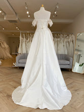 Load image into Gallery viewer, Sage | Dream Bridal