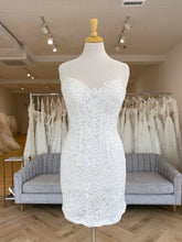 Load image into Gallery viewer, Aspen | Dream Bridal