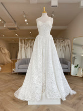 Load image into Gallery viewer, Aspen | Dream Bridal