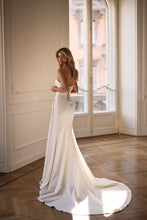 Load image into Gallery viewer, Eirene | Milla Nova