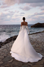 Load image into Gallery viewer, Bloom | Milla Nova